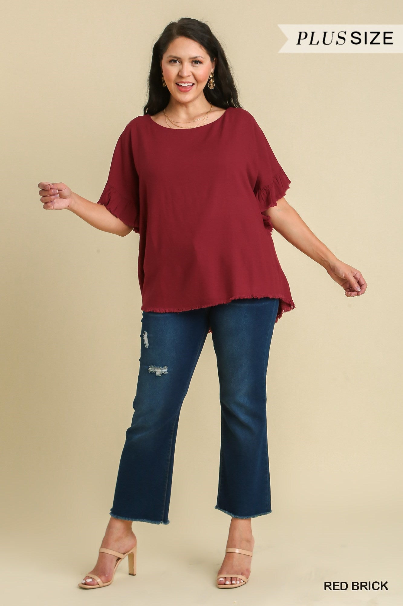 Umgee Plus Linen Blend Short Ruffle Sleeve Round Neck Frayed Top - Roulhac Fashion Boutique