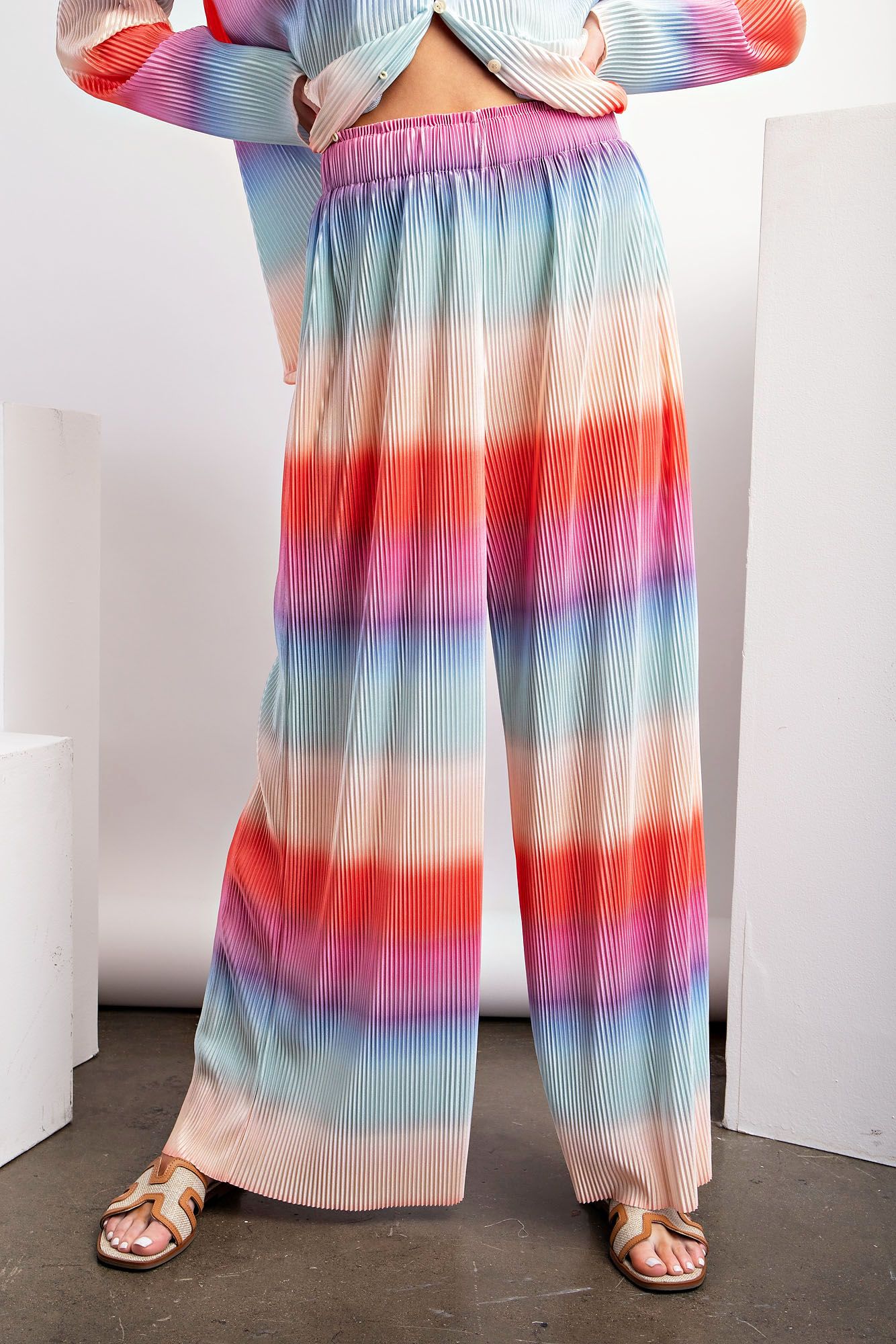 Easel Plus Ombre Print Pleated Satin Lounge Pants