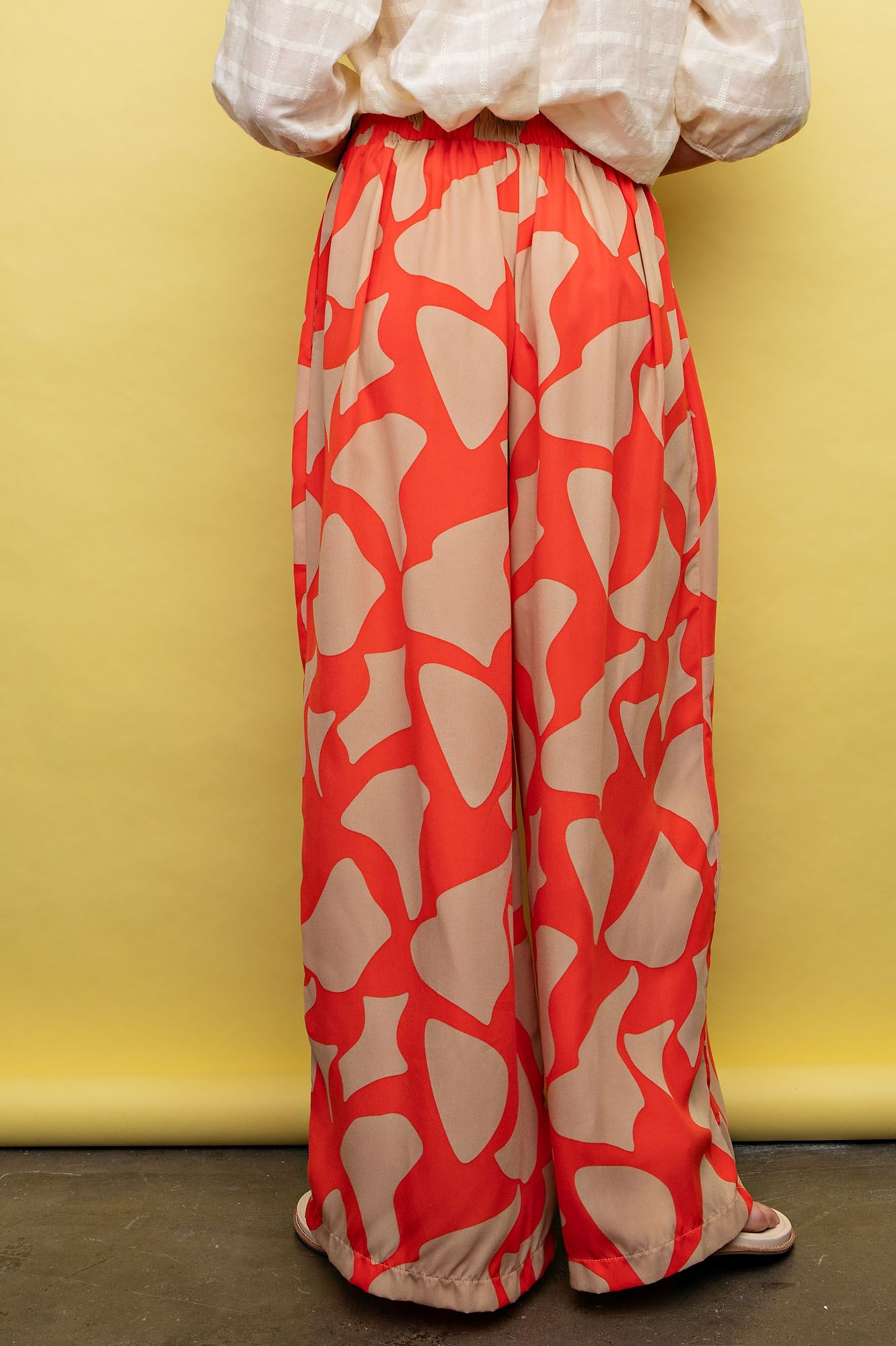 Easel Plus Geo Printed Wool Peach Wide Pants