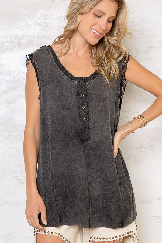 POL Sleeveless Lace detail Round Neckl Lace Trim Frayed Edge Knit Top - Roulhac Fashion Boutique