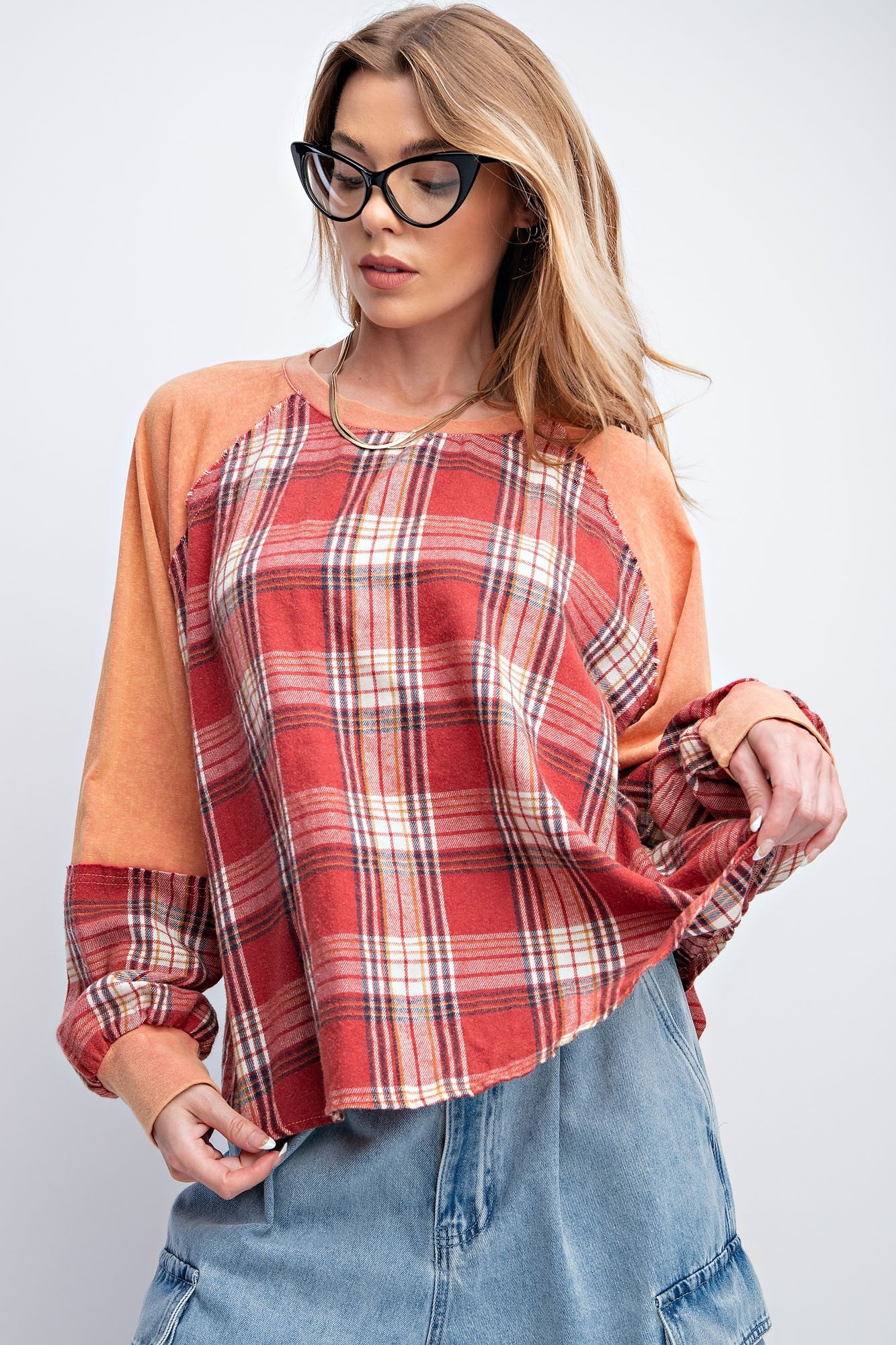 Easel Coral Red Plaid Mix Mineral Washed Rounded Neck Loose Fit Pullover Top - Roulhac Fashion Boutique