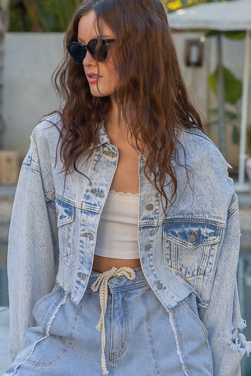 POL Cropped Distressed Raw Edge Front Pockets Denim Jacket - Roulhac Fashion Boutique