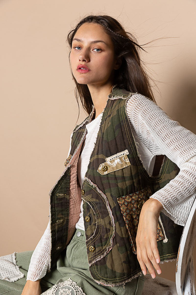 POL Quilt Twill Camo Print With Patch Detail Vest Jacket - Roulhac Fashion Boutique