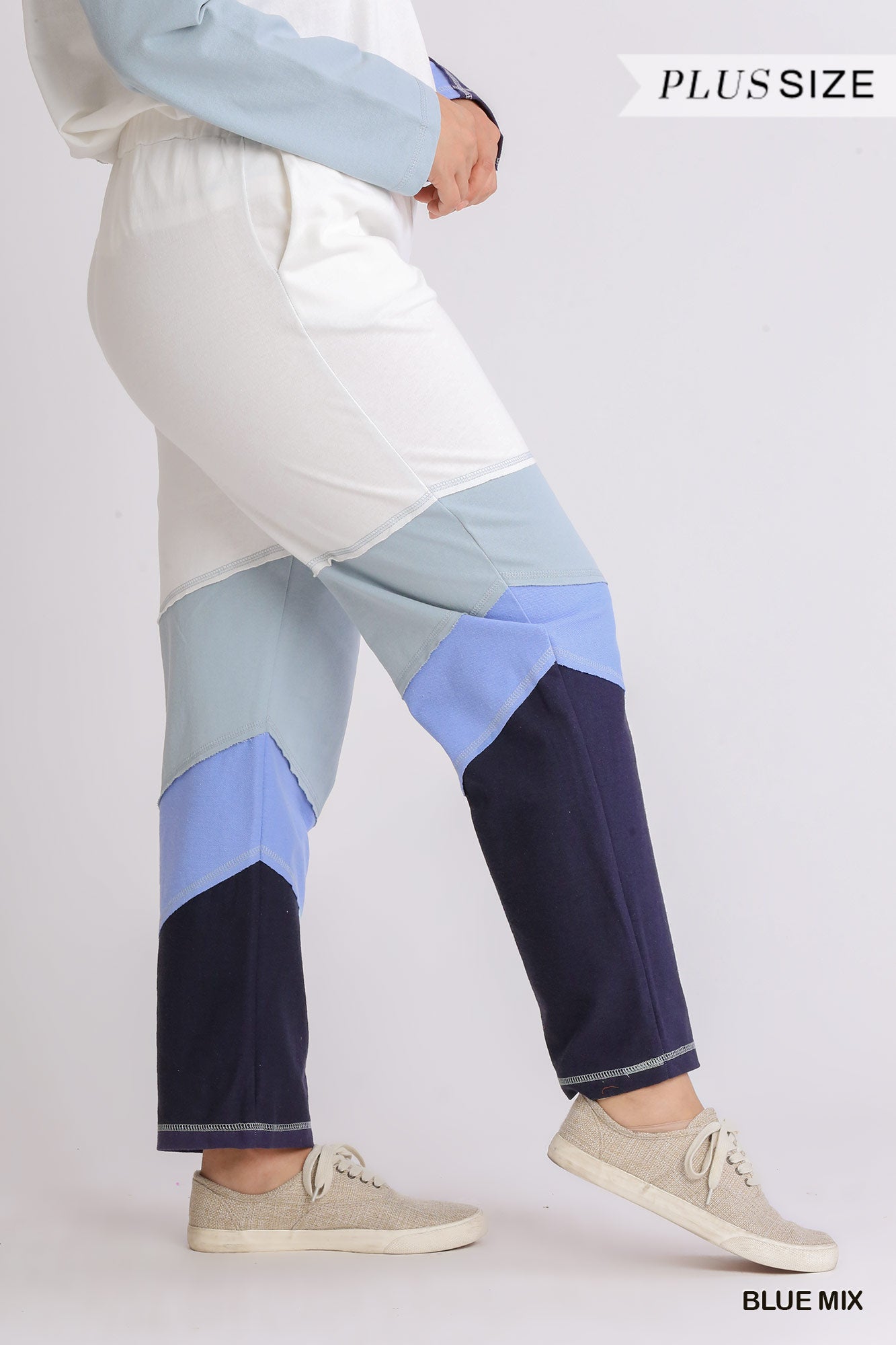 Umgee Plus French Terry Colorblock Stitches Raw Edged Pants