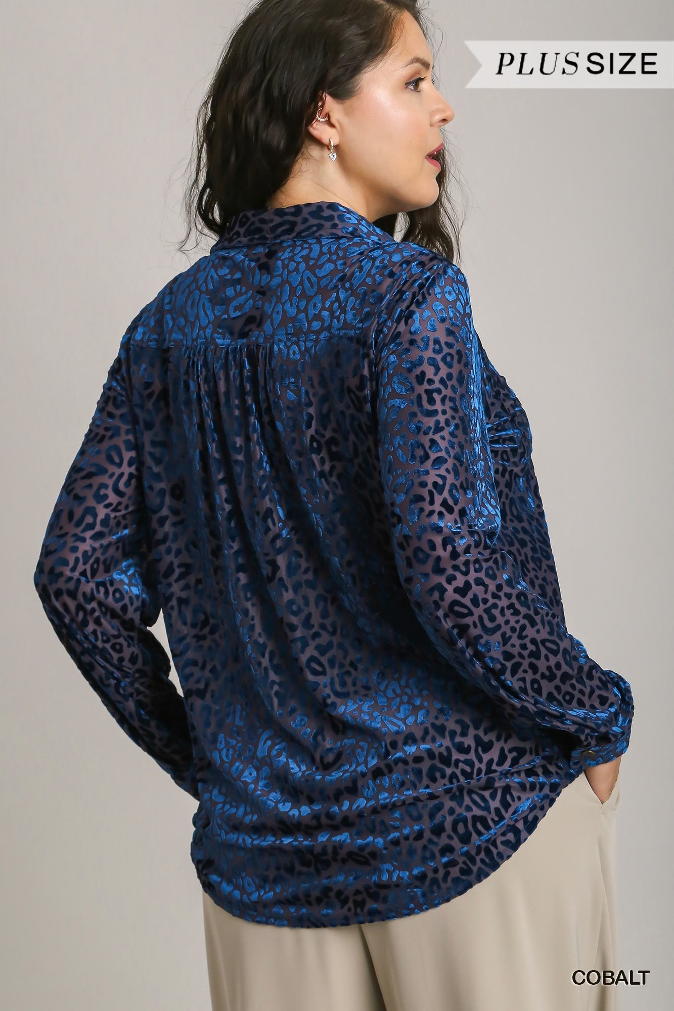 Umgee Plus Animal Print Long Sleeve Velvet Button Up Top