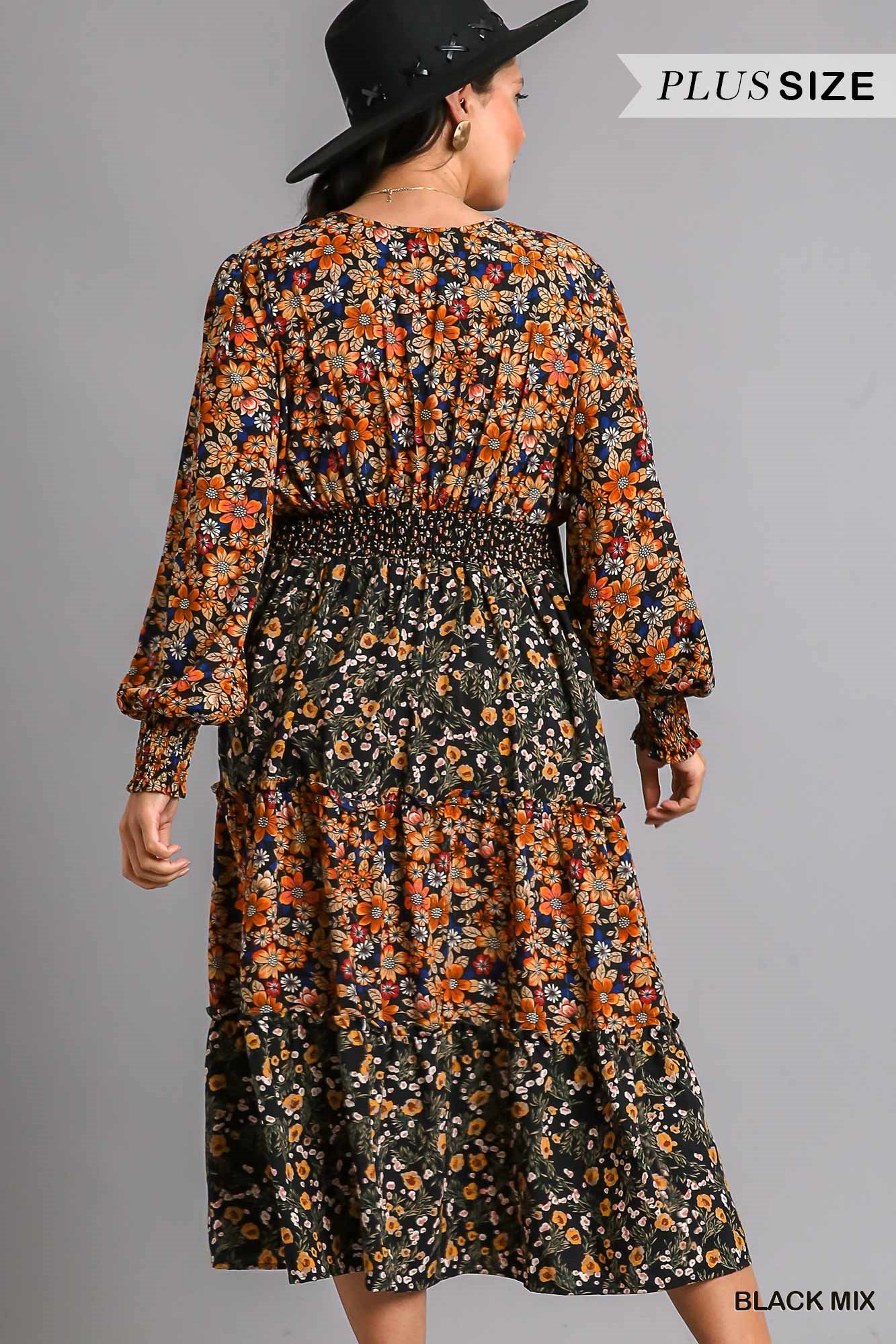 Umgee Plus V-Neck Floral Print Midi Dress