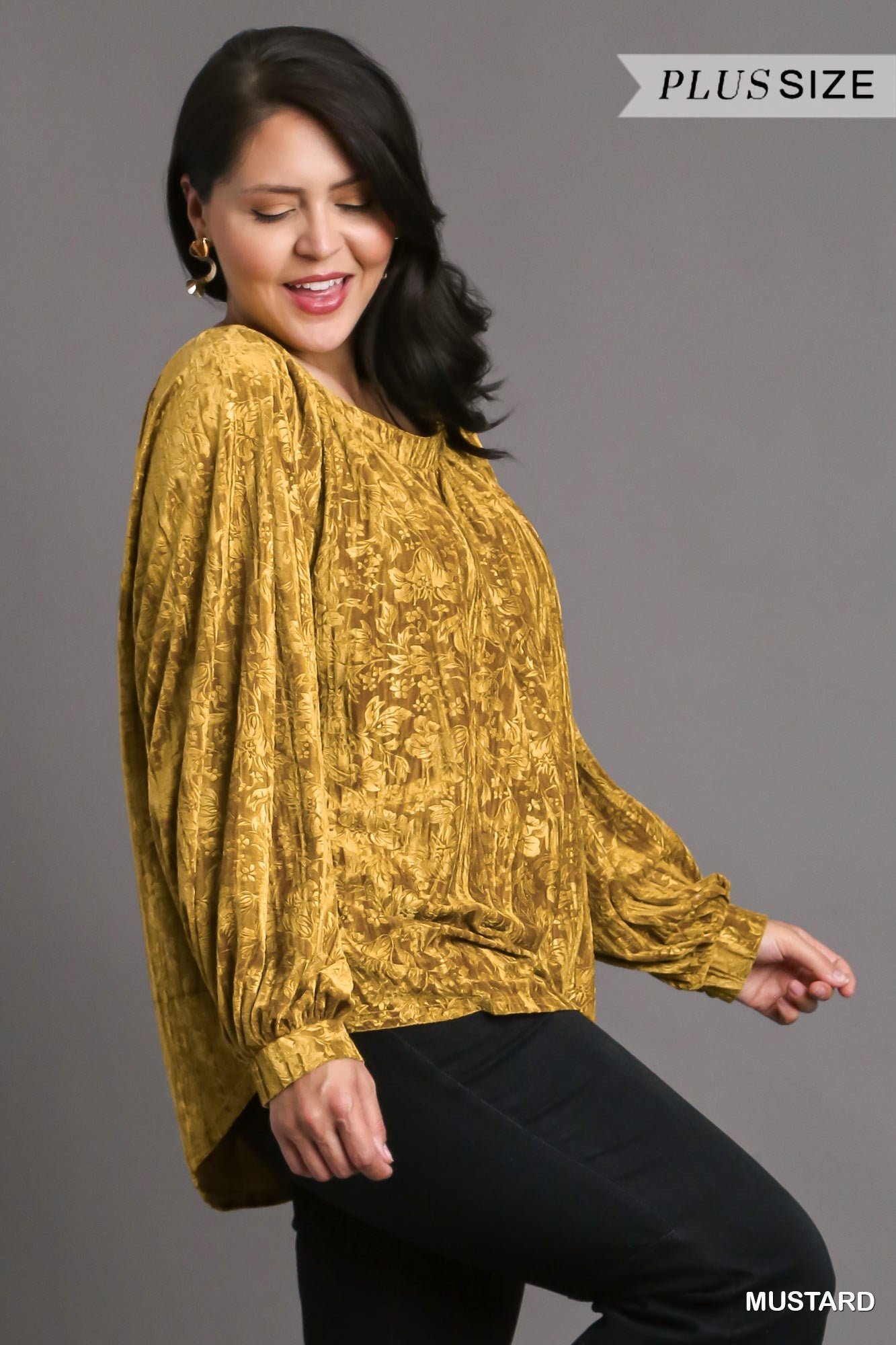 Umgee Plus Texture Velvet Long Sleeve Top