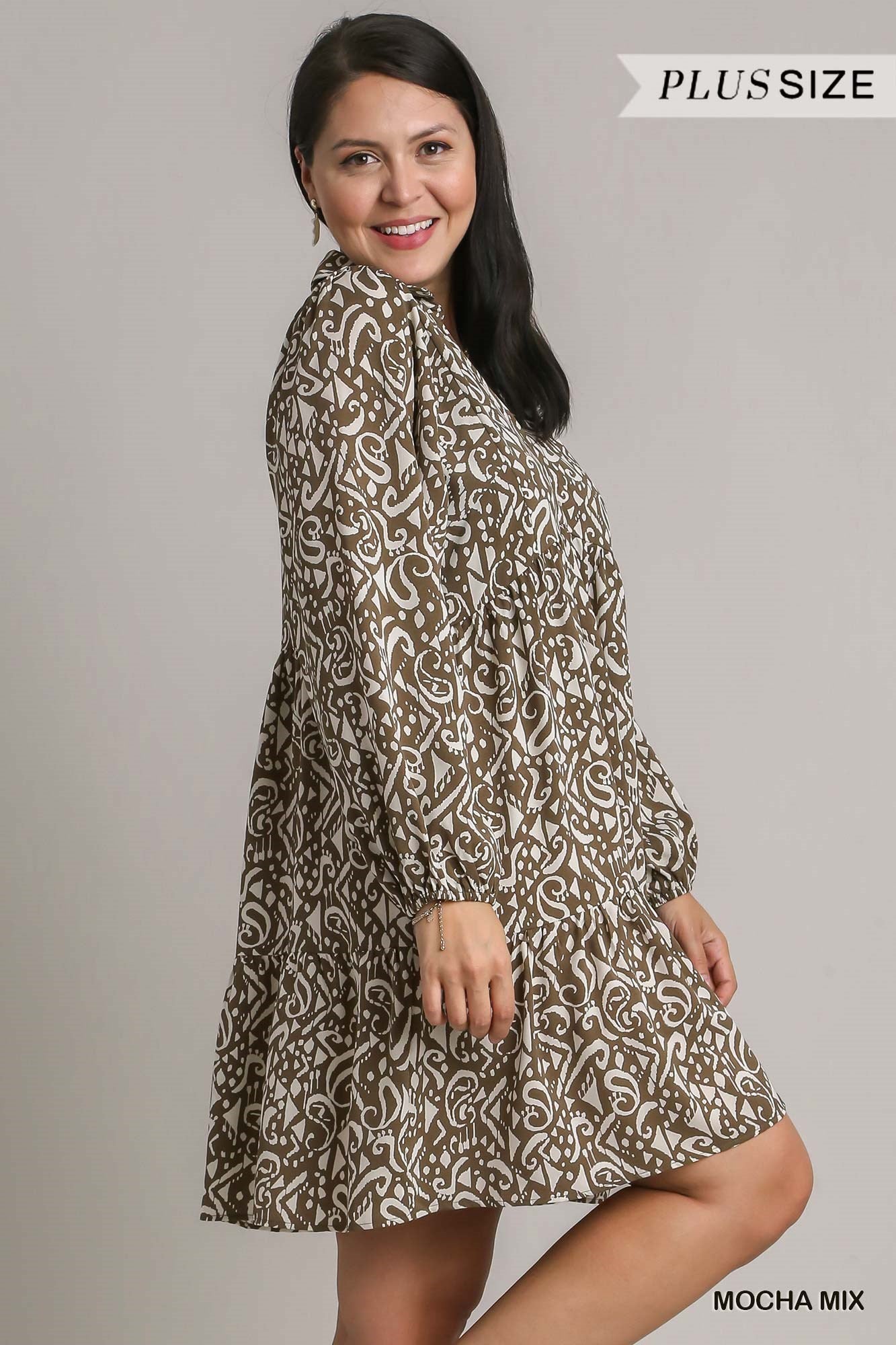 Umgee Plus Two Tone Print Tiered Long Sleeve Collar Dress