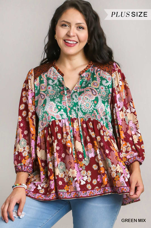 Umgee Plus Mixed Paisley Border Print Top