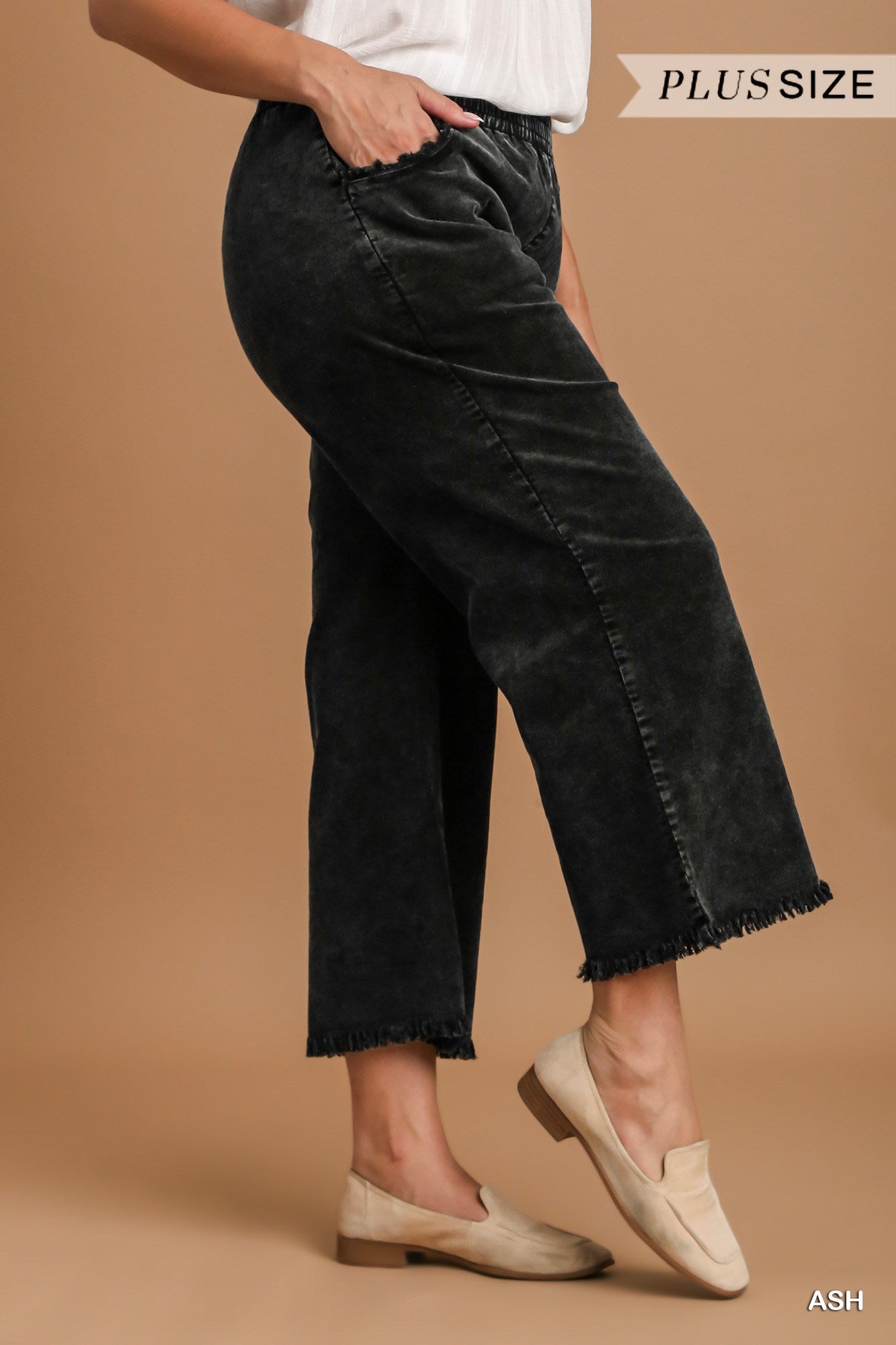 Umgee Plus Stone Wash Elastic Waist Frayed Hem Wide Leg Pants