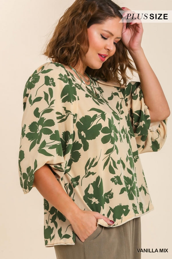 Umgee Plus Floral Print Boatneck Puff Sleeve Split Hem Blouse - Roulhac Fashion Boutique