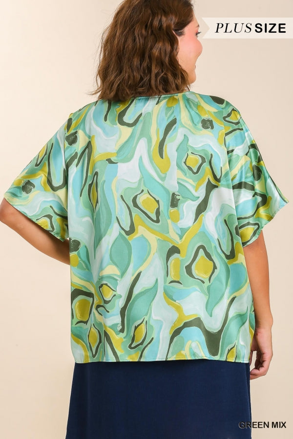 Umgee Plus Print Front Twist  No Lining  Top